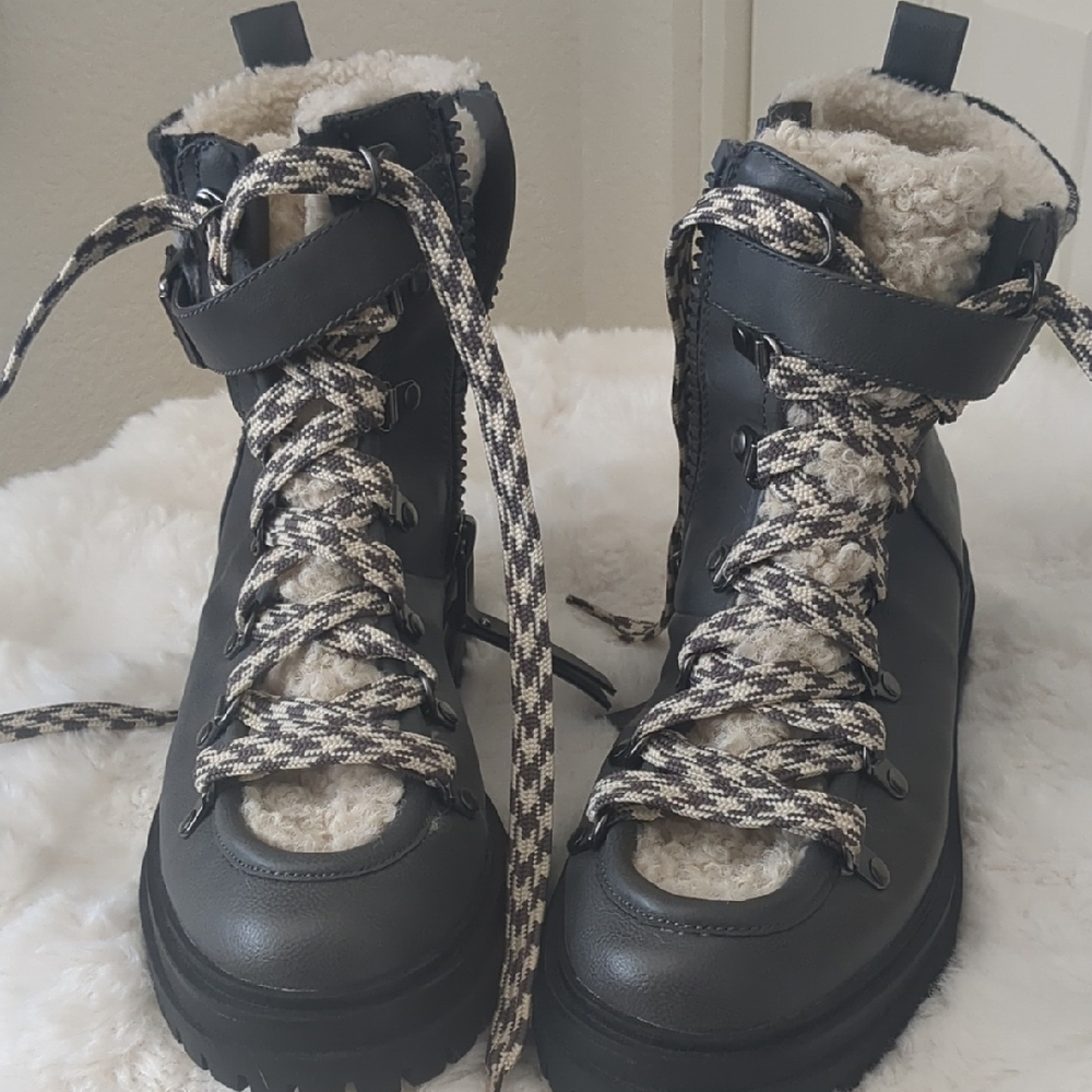 Circus by Sam Edelman Faux Shearling Combat Boots 7.5 NWOT